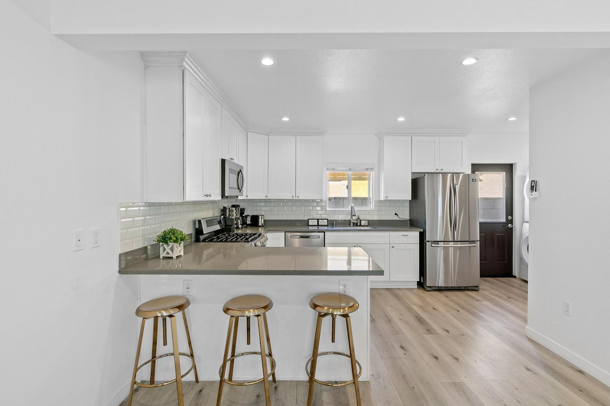 Muirfield Chic City Bungalow With Parking Los Angeles Exterior photo
