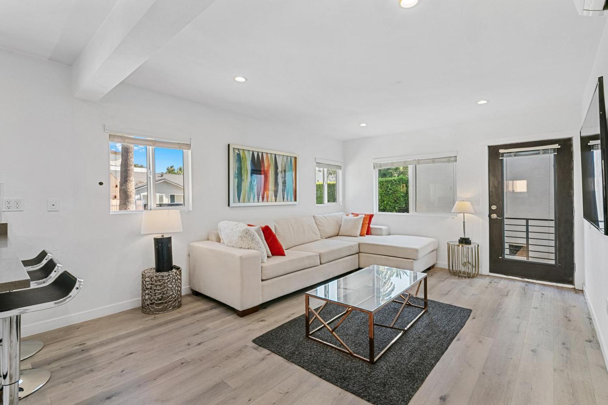 Muirfield Chic City Bungalow With Parking Los Angeles Exterior photo